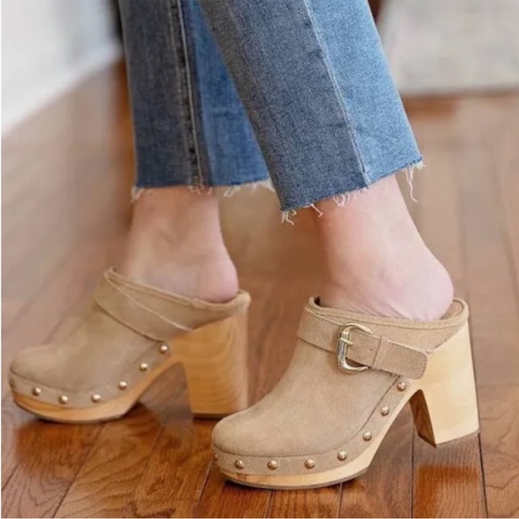 Steve Madden Shoes - New Steve Madden Women Y2K Tan Hilde Suede Platform Mule Size 8.5 Tan Studded